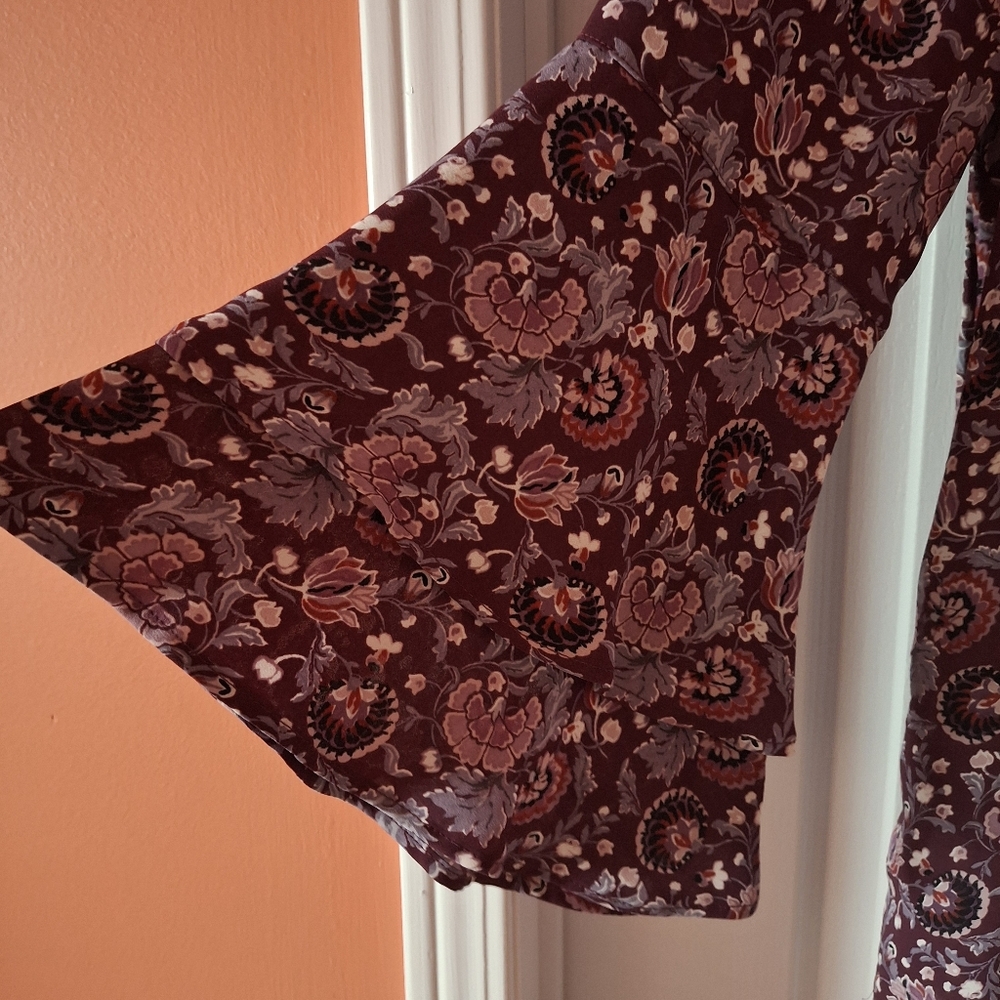 Loft Petites Violet Floral Waterfall Sleeve Blouse - Picture 2 of 5